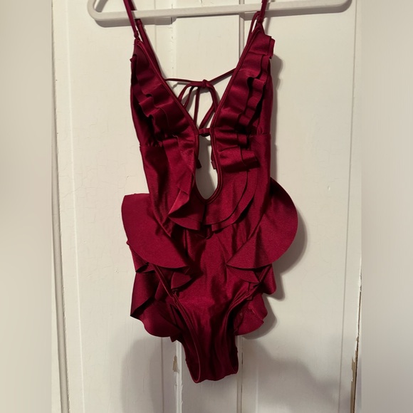 Zimmermann waterfall plunge V one piece - Picture 5 of 9